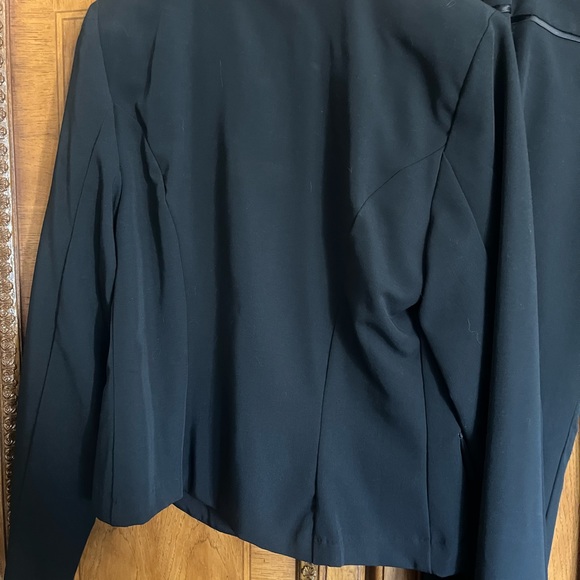 Ladies Tuxedo suit by XOXO crop jacket and pants - Picture 3 of 7